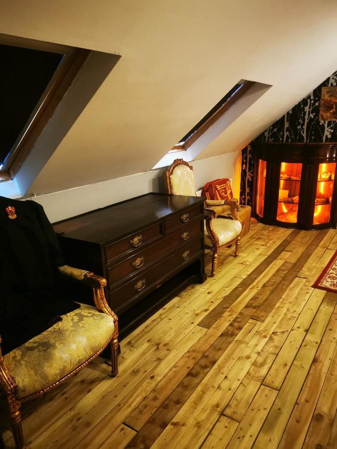 Self Catering Guesthouse Suite With Hot Tub Option ポート・レーイシュ エクステリア 写真
